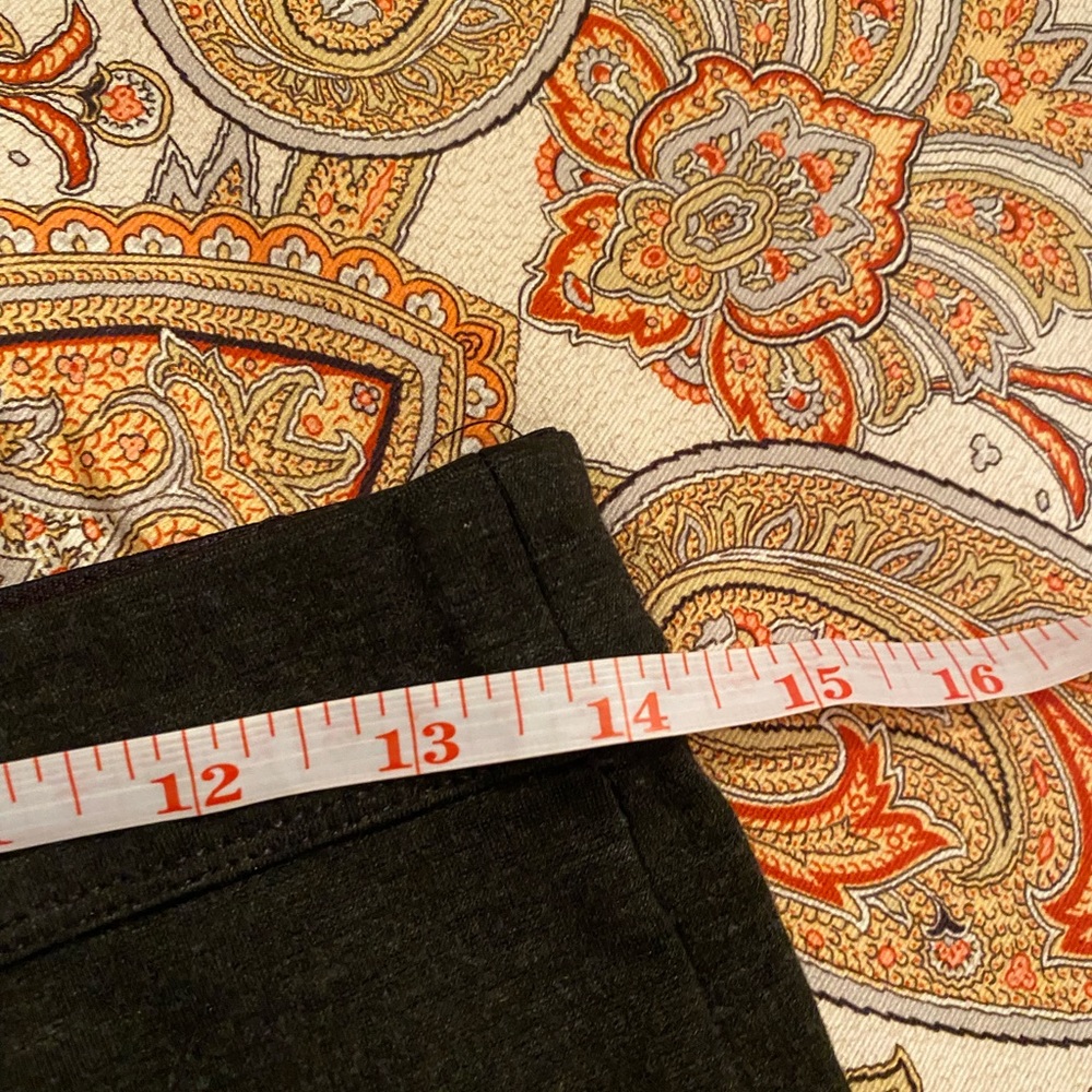 Studio M High Waist Ponte
Leggings, sz Small - Picture 6 of 9